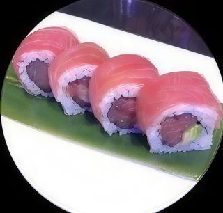107 Niji tuna roll