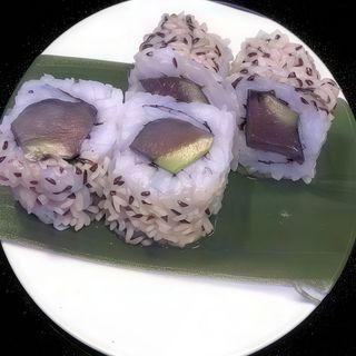 120 Tuna roll