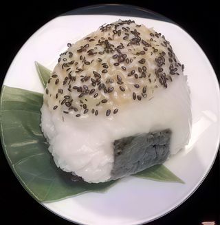 Onigiri tuna