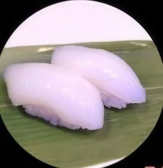 158 Nigiri ika