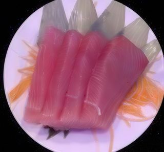 166 Sashimi tuna