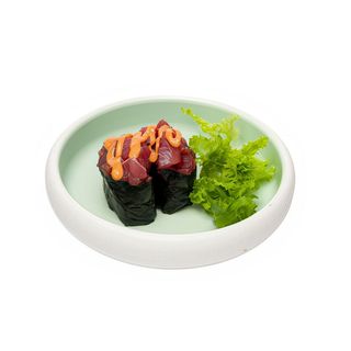 219 Gunkan spicy tuna