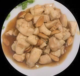 44 Pollo alle mandorle