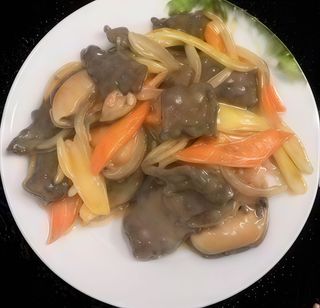 46 Manzo con funghi e bambù