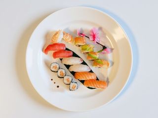 86 Sushi misto - 16 pezzi