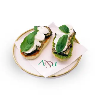 Bis di Crostini al Tartufo