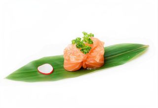 51. Gunkan salmon