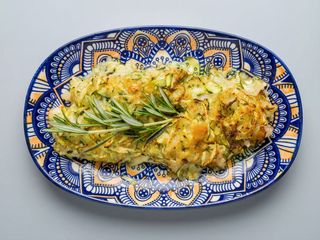 Filetto di orata in crosta di zucchine 