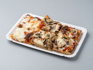 Funghi e mozzarella teglia intera