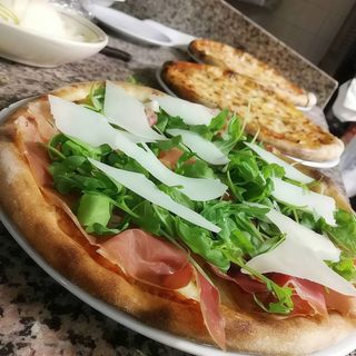 Bufala  crudo rucola