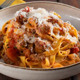 Tagliatelle alla boscaiola