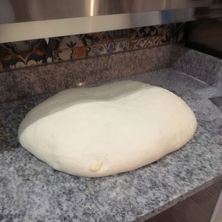 Cono di frittelle di pasta dolci