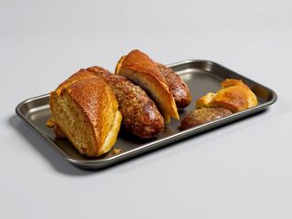 Salsicce con pane arrostito - 1 pezzo