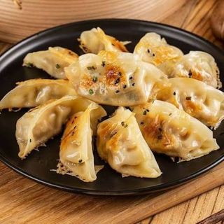 101. Ravioli di carne alla griglia - 4 pezzi