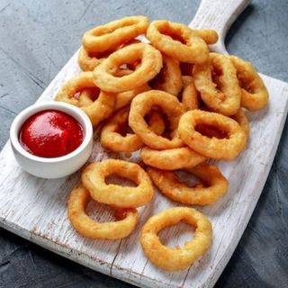 119. Anelli di cipolla fritti - 8 pezzi