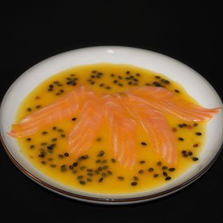 Carpaccio salmone(73)