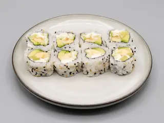 Uramaki frutta avocado e frutta 8 pezzi(45)