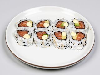 Uramaki sake 8 pezzi(51)