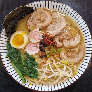 01. Classic Tonkotsu Ramen