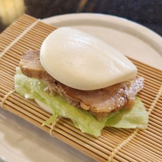 36. Chashu guabao