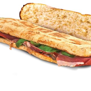 PANUOZZO  con porchetta, provola, funghi e patate