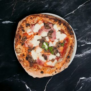 Cotto e funghi