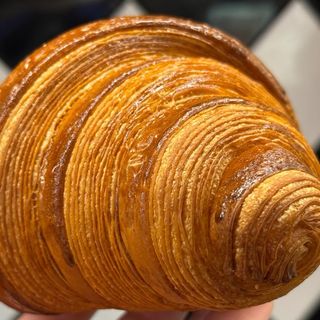 Croissant vuoto