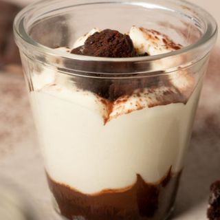 MASCARPONE E TORTA AL CIOCCOLATO