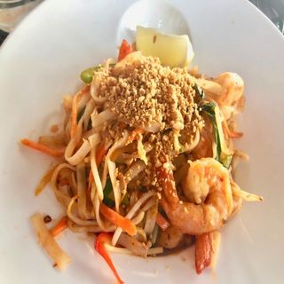 P15 Pad thai