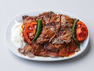 111 - Iskender kebap