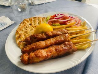 Menù bifteki spiedo