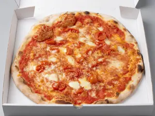 Pizza regina