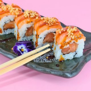 Roll phila full salmon