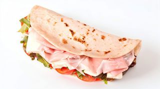 Piadina cotto e mozzarella