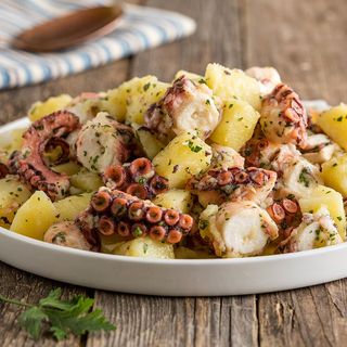 56..POLIPO CON PATATE