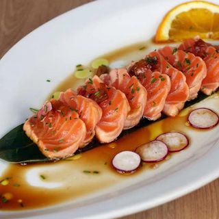 360.. Salmone tataki