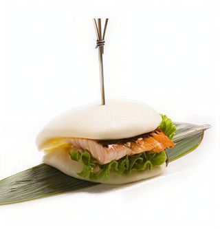 13. Bao salmone