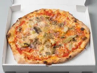 Pizza capricciosa