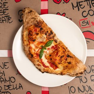 Calzone Classico
