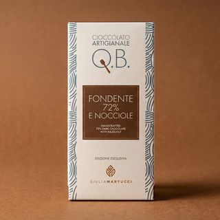 Tavoletta di Cioccolato Fondente 72% Nocciole 70 gr.