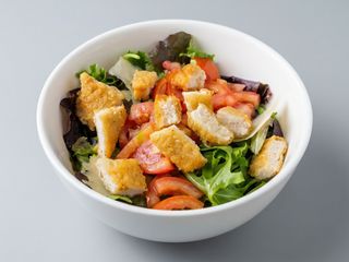 INSALATA DI POLLO CROCCANTE