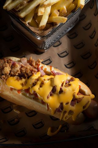 NY Cheesy Hot Dog