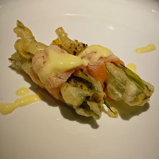 Fiore di zucca scottato