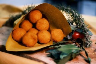 Mini arancini al pistacchio