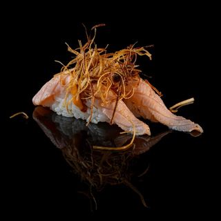 NIGIRI SAKE PORRI FRITTO 144