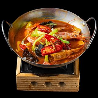 GAMBERI PICCANTI IN PADELLA SU FUOCO 117