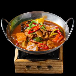 MANZO PICCANTE IN PADELLA SU FUOCO 118