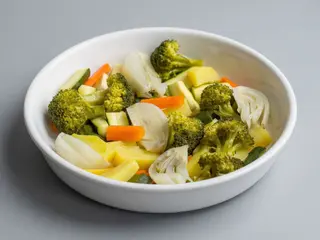 Piatto di verdure miste