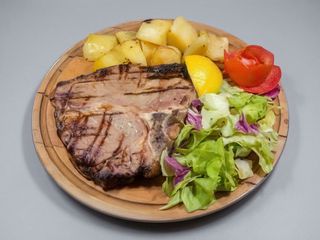 Bistecca alla fiorentina con patate arrosto