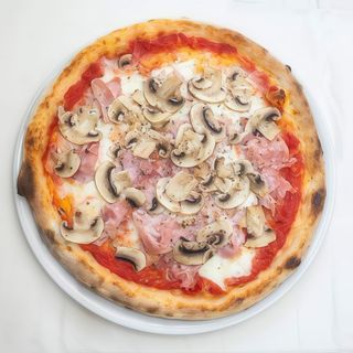 Prosciutto e funghi